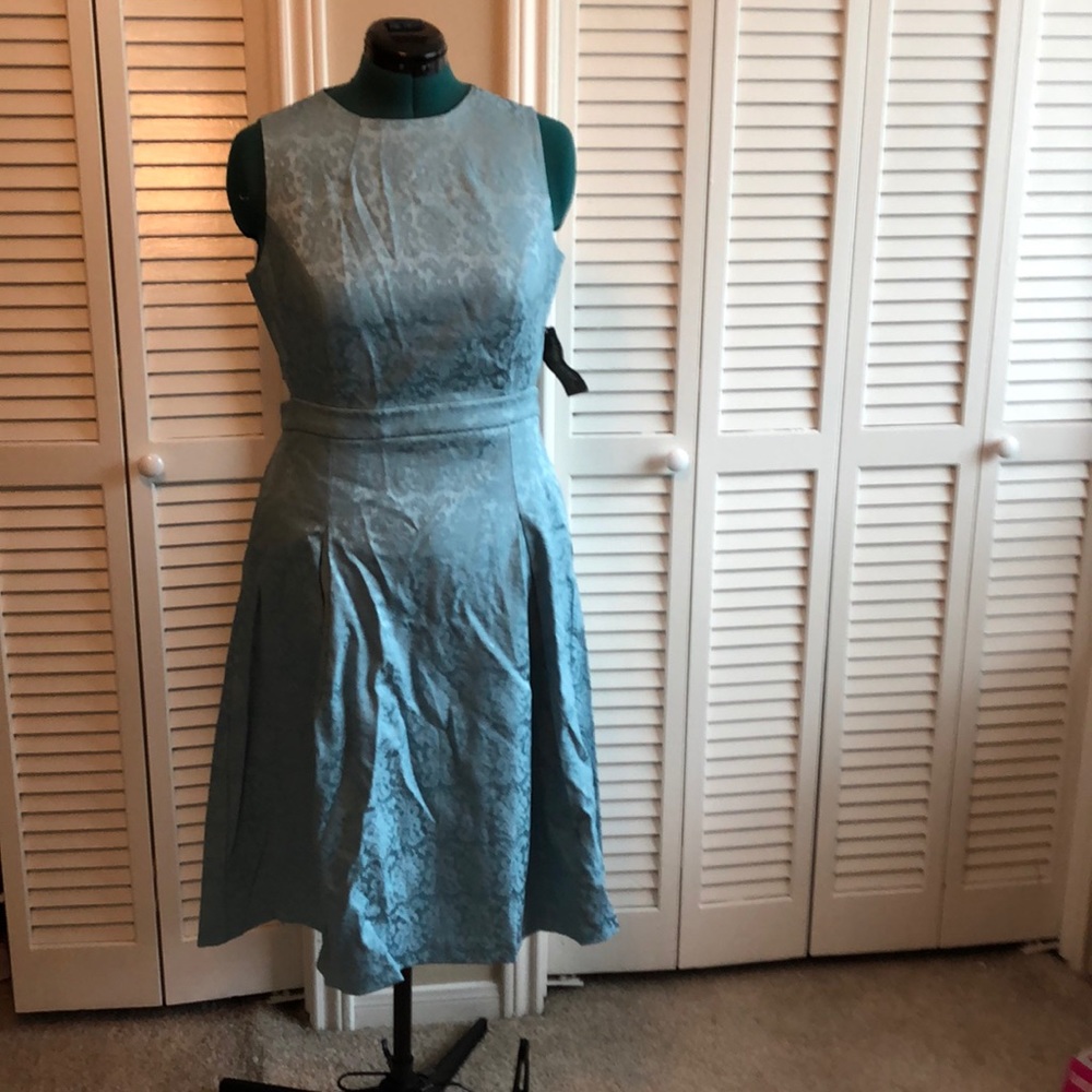 Brocade satin pattern open wait back